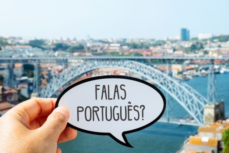 Diferença Entre Tu e Você em Português - A Dica do Dia - Rio & Learn